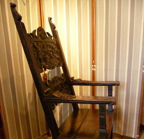 Italian Late Rennaissance Chair